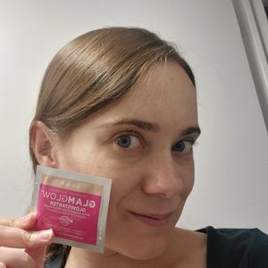 Meet your Posher, Alicia